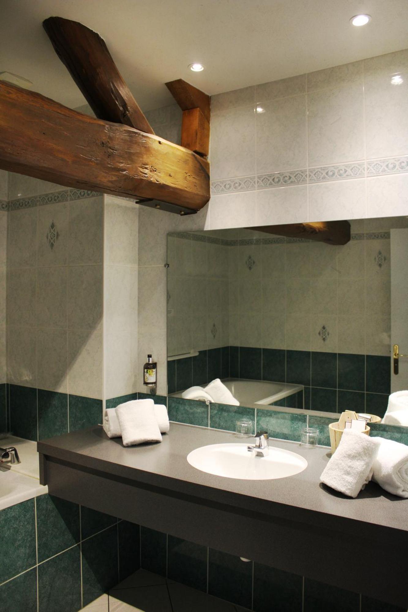 Auberge Du Lac, Sure Hotel Collection By Best Western Mesnil-Saint-Père Εξωτερικό φωτογραφία