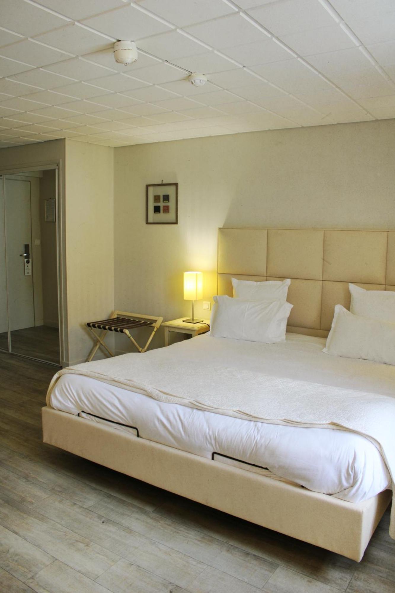 Auberge Du Lac, Sure Hotel Collection By Best Western Mesnil-Saint-Père Εξωτερικό φωτογραφία